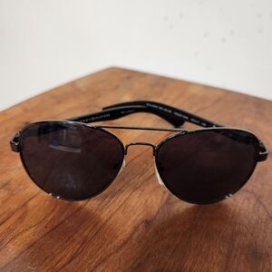 Tommy Hilfiger Black Aviator Sunglasses